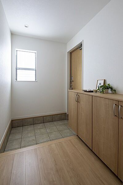◇弊社施工例◇建物価格：1500万円、建物面積：82.64m2、間取：3LDK