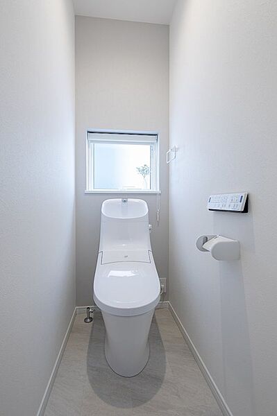 ■当社施工例■高機能トイレは2か所あれば安心です♪