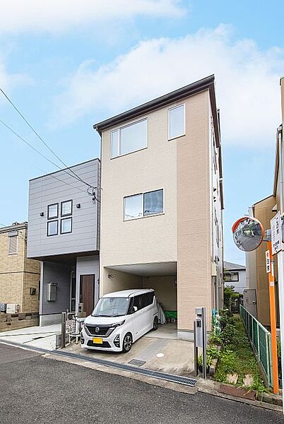 外観：327001671142