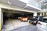 駐車場：敷地内駐車場（屋外平面式・屋内平面式）