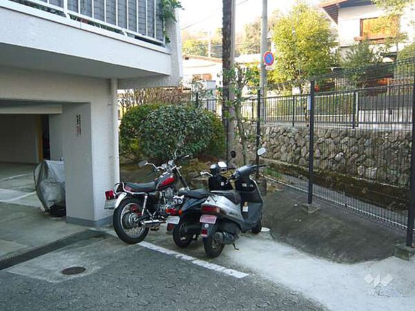 バイク置場