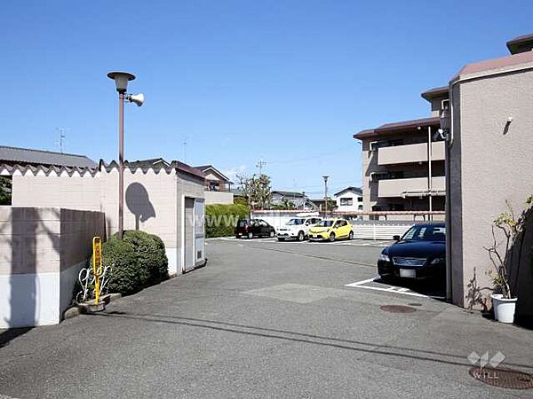 駐車場の出入り口