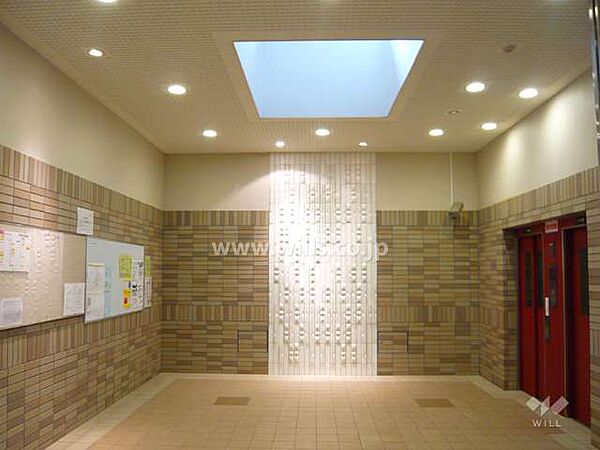 エントランスホール