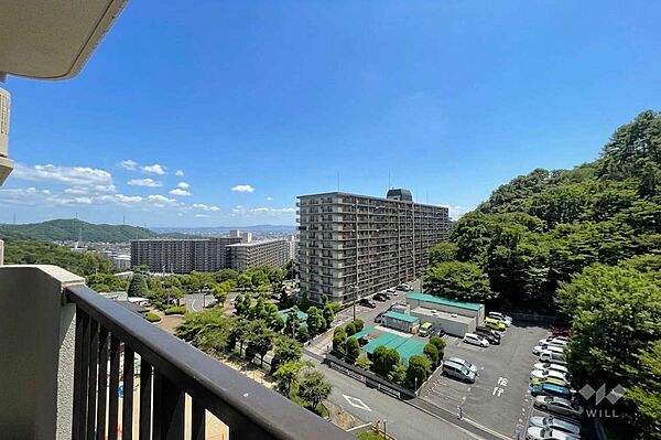 バルコニーからの眺め（南東方向）［2026年8月17日撮影］