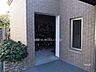 エントランス：エントランス横にある駐輪場（屋内）