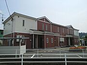  2階 築27年8ヶ月の賃貸物件