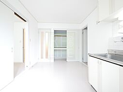 東京メトロ千代田線 根津駅 徒歩6分の賃貸アパート 2階2DKのリビング/ダイニング