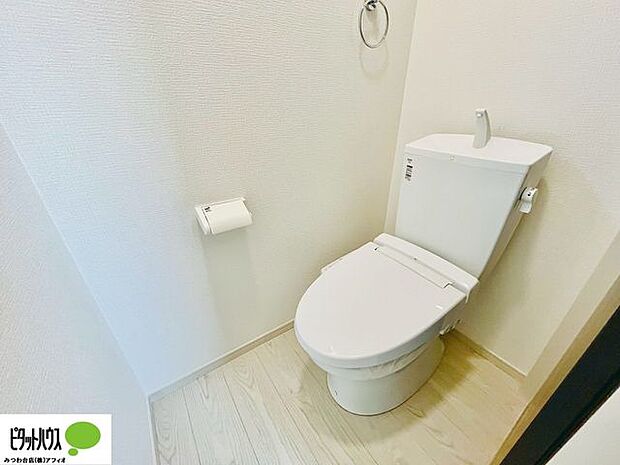 施工例写真　1・2階ウォシュレットトイレ完備。