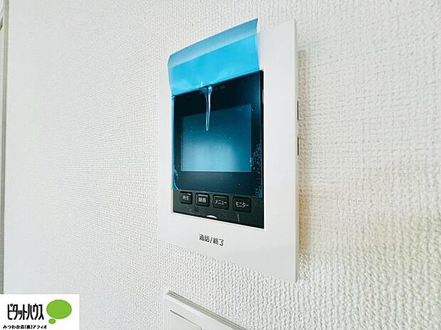 施工例写真　お留守番も安心のTVモニター付きインターホン