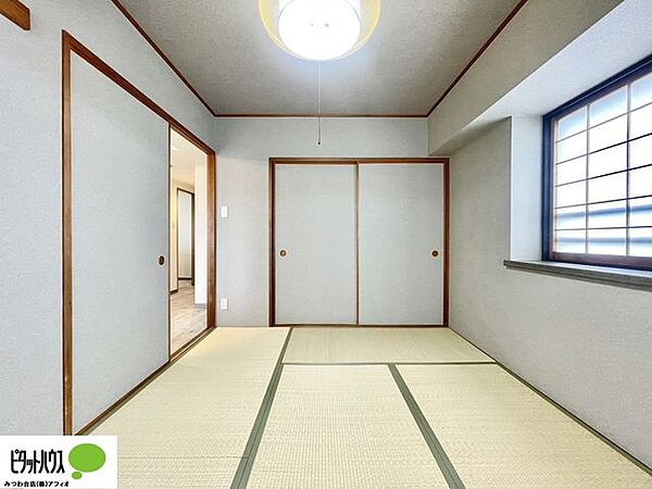 和室収納も完備。