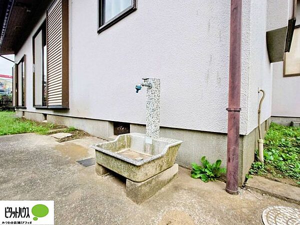 洗車や庭のお手入れに便利な外水栓