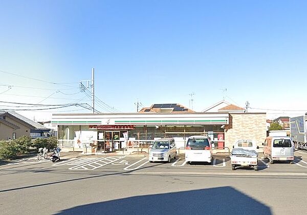 セブンイレブン鎌ケ谷北中沢1丁目店 徒歩10分。 740m