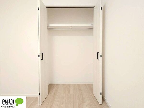 たっぷり収納でお部屋がきれいに片付きます。