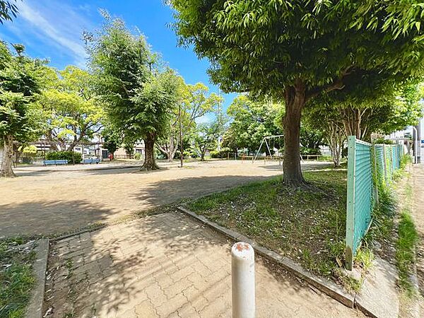 八木が谷第3号公園 徒歩9分。 700m
