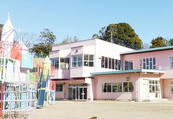 酒直幼稚園 徒歩27分。 2120m