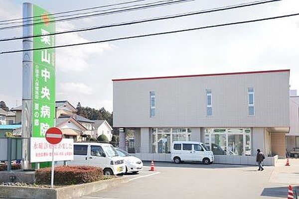 医療法人社団威風会栗山中央病院 徒歩10分。 800m