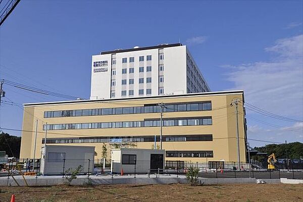 松戸市立総合医療センター 徒歩16分。 1270m