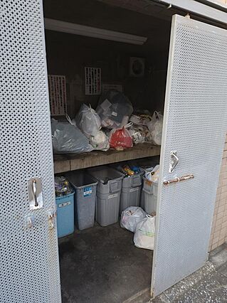 ゴミ置き場