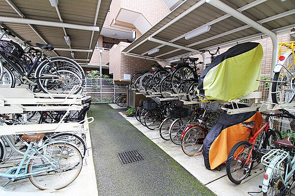◆京王線「中河原駅」まで徒歩8分！◆2026年10月水回り・内装リフォーム済の3ＬＤＫ♪