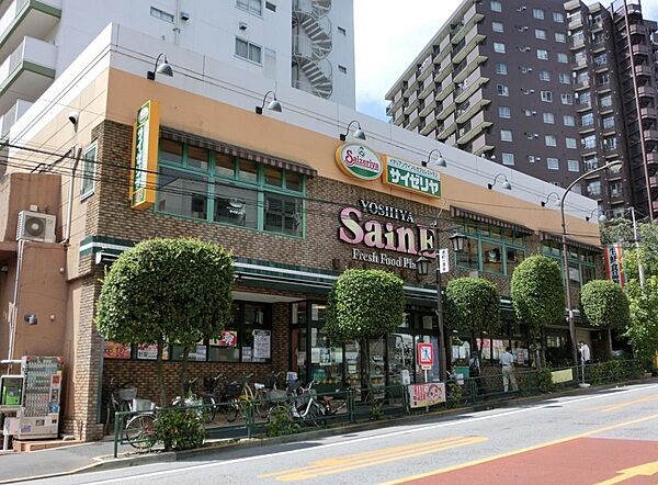 よしやSainE 柳町店　徒歩6分です。
