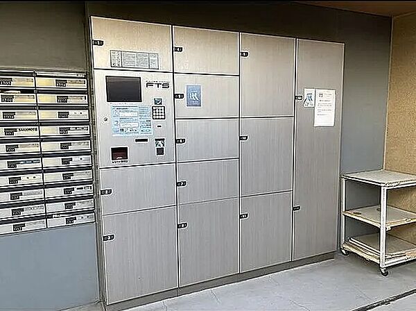 不在時のお荷物の受取に便利な宅配ボックス