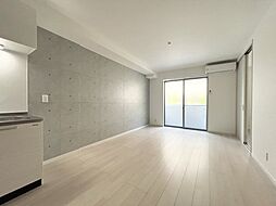 Villa　41　YAMATE　SUITA 102 1階2LDKのリビング/ダイニング