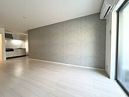 Villa　41　YAMATE　SUITA 203 2階2LDKのリビング/ダイニング