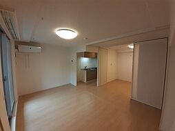 ラ・ルミエール 103 1階1LDKのリビング/ダイニング