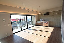 Ｌａｕｇｈｔｅｒ 201 2階1SLDKのリビング/ダイニング