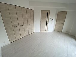 サムティ江坂レガーロ 309 3階1Kのリビング/ダイニング