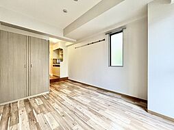 プレリュード江坂 201 2階ワンルームのリビング/ダイニング