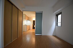 アールエスフラッツ 608 6階1DKのリビング/ダイニング