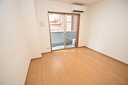 ロイヤルクイーンズパーク吹田片山町 706 7階1Kのリビング/ダイニング