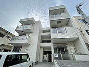 神崎川駅より徒歩6分 築7年1ヶ月 3階建の賃貸物件