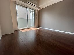 エスリード江坂垂水町 702 7階1Kのリビング/ダイニング