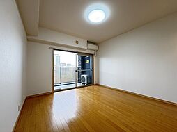 フォレステージュ江坂公園 802 8階ワンルームのリビング/ダイニング