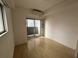 エスリード江坂江の木町 310 3階1Kのリビング/ダイニング