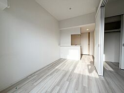 セレニテ江坂アリア 701 7階1DKのリビング/ダイニング