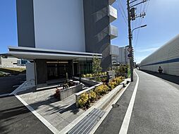 7 / 15