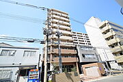 江坂駅より徒歩9分 4階 築12年の賃貸物件