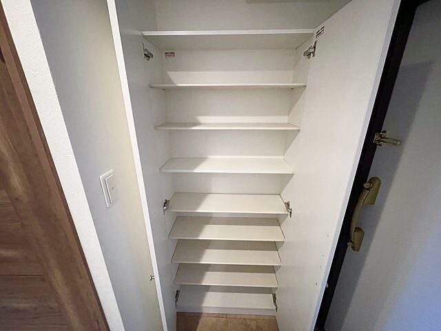 収納