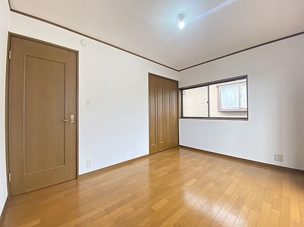 寝室を拡大表示