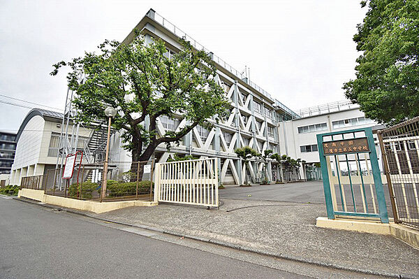三鷹市立第五中学校