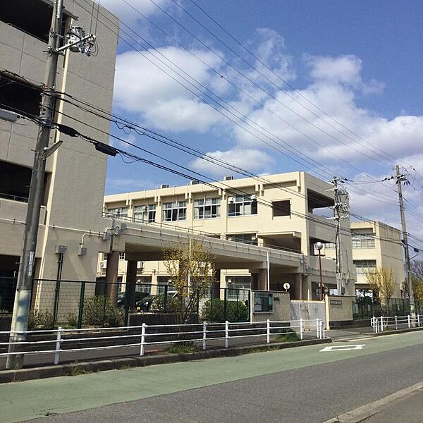 神戸市立有瀬小学校　徒歩約22分