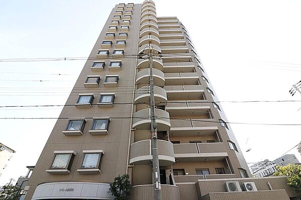 サンヴェール鶴見緑地／1996年3月建築。