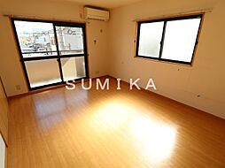 ＢＩＲＴＨ　ＣＨＡＭ 1階1Kのリビング/ダイニング