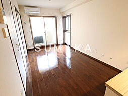 フラットＴ＆Ｔ 1階1LDKのリビング/ダイニング