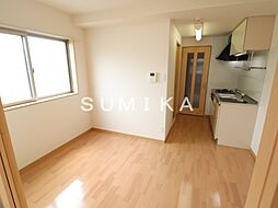 ホワイトグレース律奈 5階1DKのリビング/ダイニング