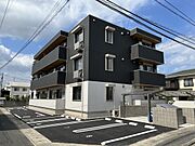 備前西市駅より徒歩15分 3階 築2年11ヶ月の賃貸物件