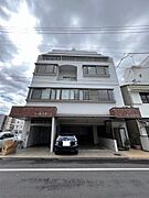 東中央町駅より徒歩8分 3階 築45年10ヶ月の賃貸物件